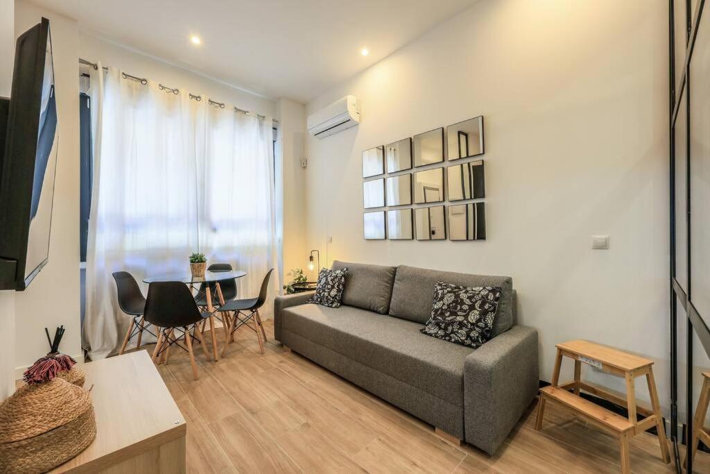 Myhousespain - Acogedor Piso Cerca De Atocha II Madrid Exterior photo